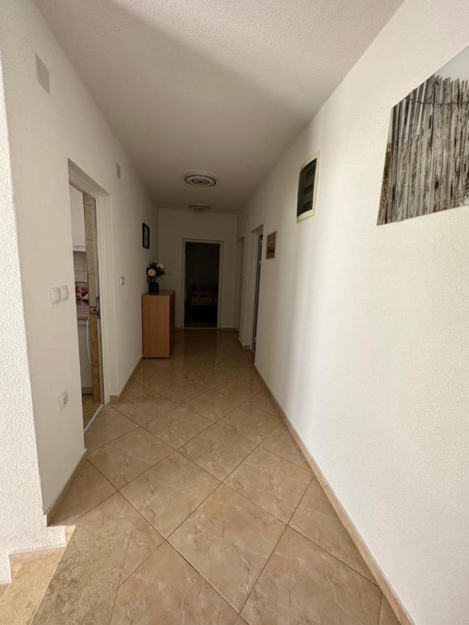Apartments Edona Улцин Екстериор снимка