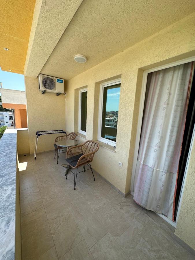 Apartments Edona Улцин Екстериор снимка