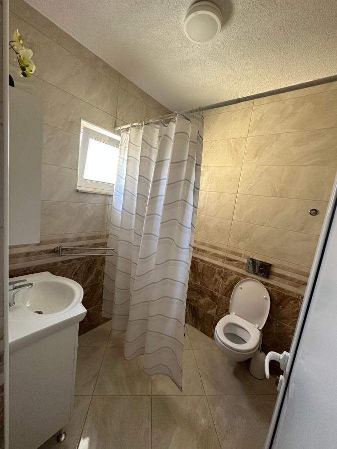 Apartments Edona Улцин Екстериор снимка